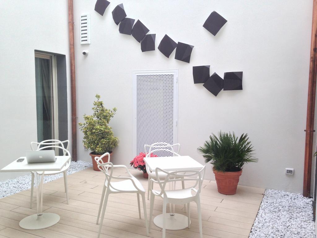 Borgoleoni 18 - Room And Breakfast Ferrara Luaran gambar