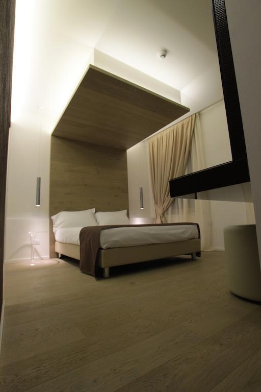 Borgoleoni 18 - Room And Breakfast Ferrara Luaran gambar